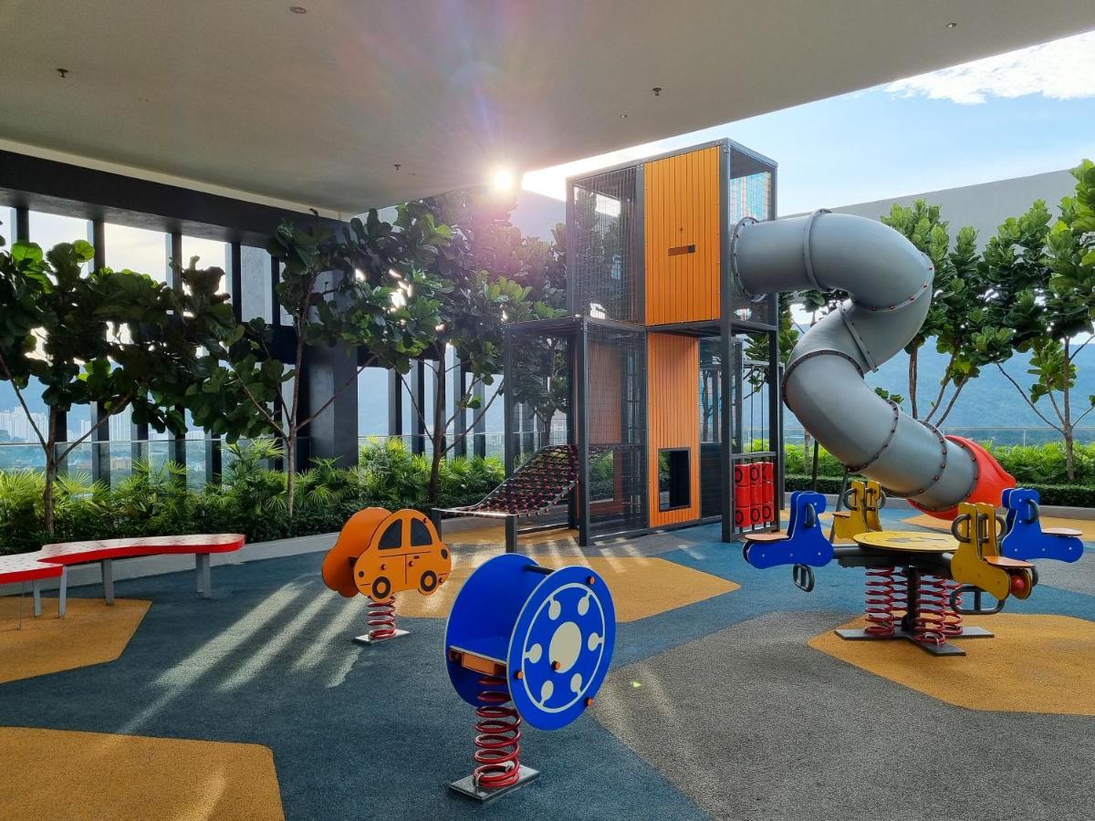 Lavish Beacon Executive Suites By Bin Dao Wu Homestay Penang George Town Exterior foto